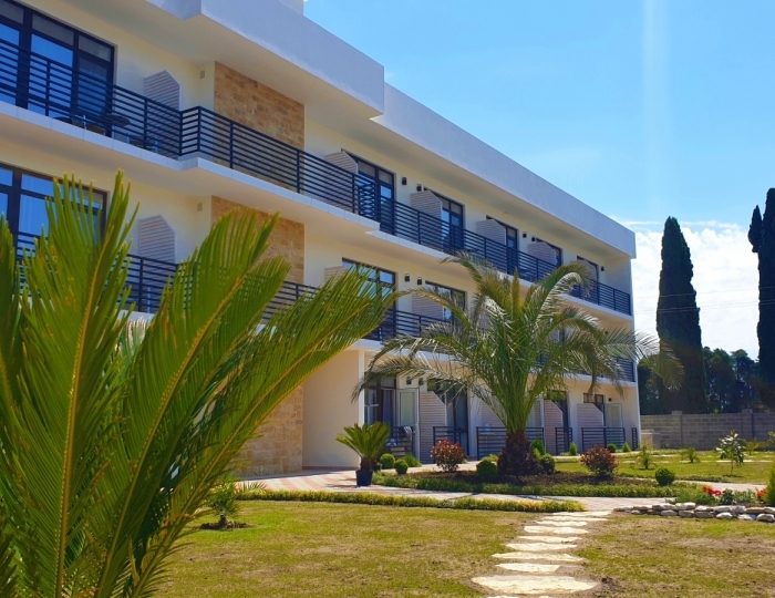 Отель Club Resort Hotel Oasis / Оазис Пицунда