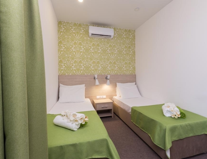 Семейный 4-местный 2-комнатный - Отель Club Resort Hotel Oasis / Оазис Пицунда