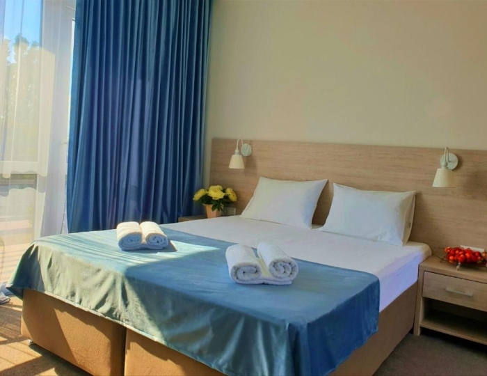 Семейный 4-местный 2-комнатный - Отель Club Resort Hotel Oasis / Оазис Пицунда